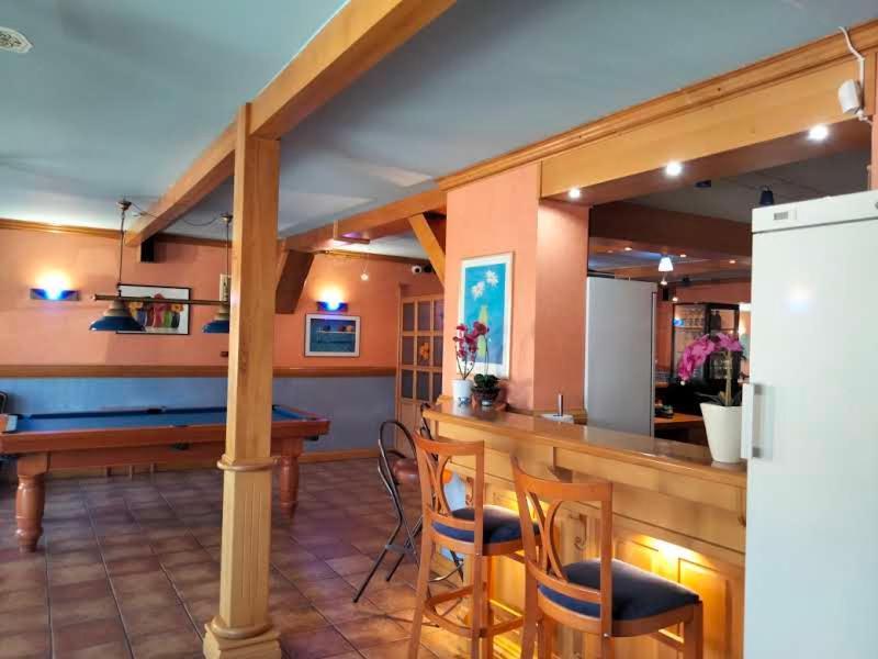Zajazd Restauracja Machliny エクステリア 写真