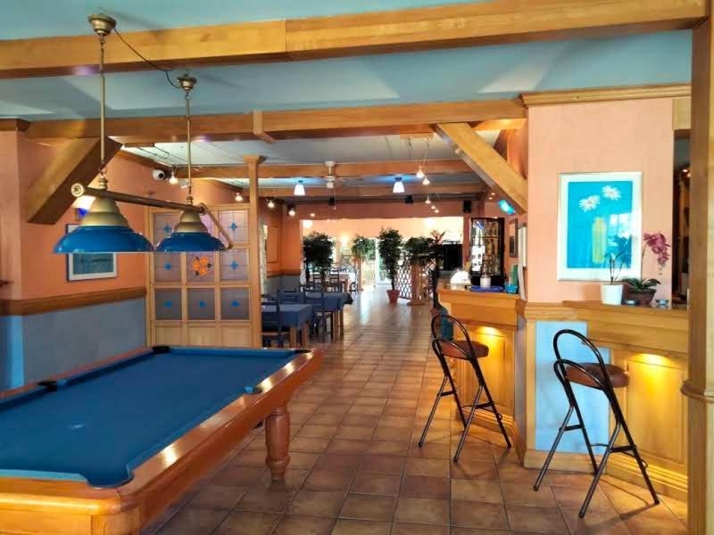 Zajazd Restauracja Machliny エクステリア 写真